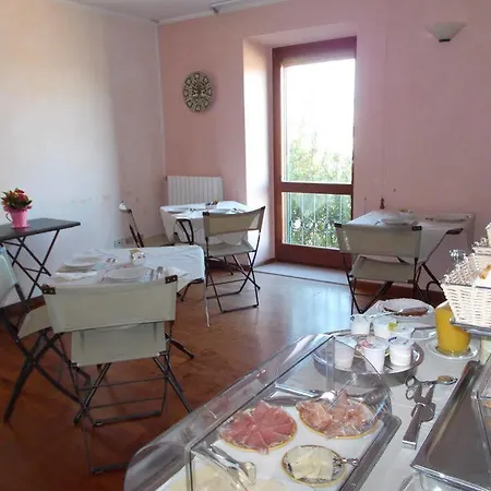 Primavera Mini 호텔