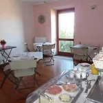 Primavera Mini Hotel