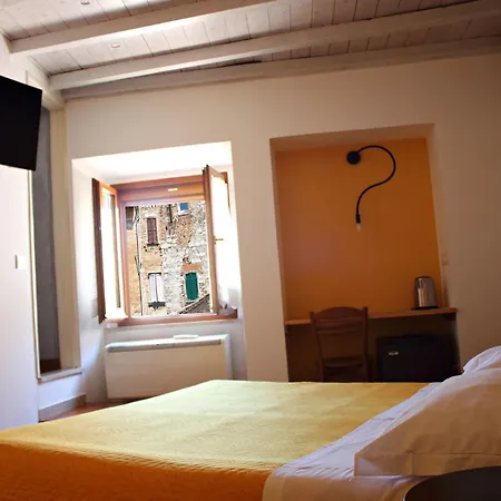 Hotel Primavera Mini 3*