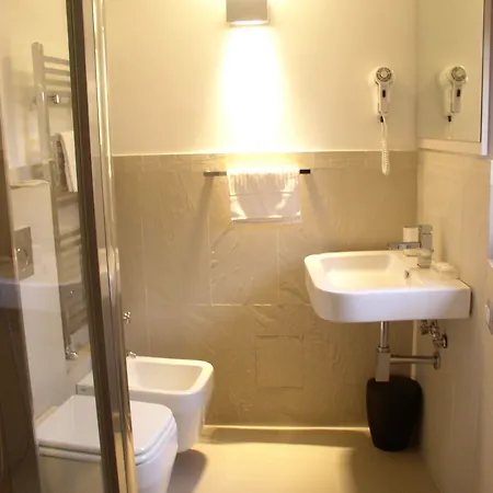 Отель Primavera Mini