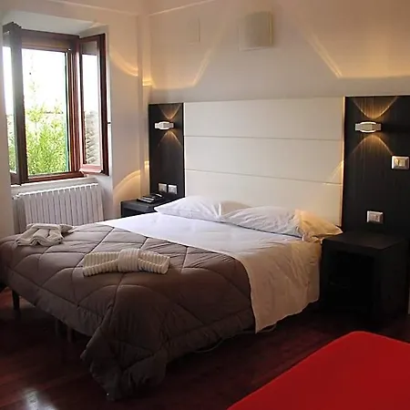 Otel Primavera Mini