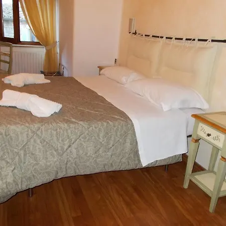 Primavera Mini Hotel 3*