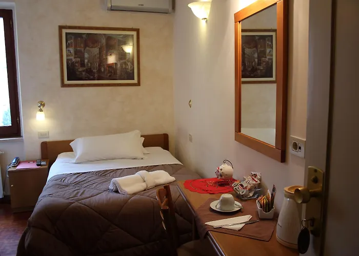 Primavera Mini Hotel Pérouse