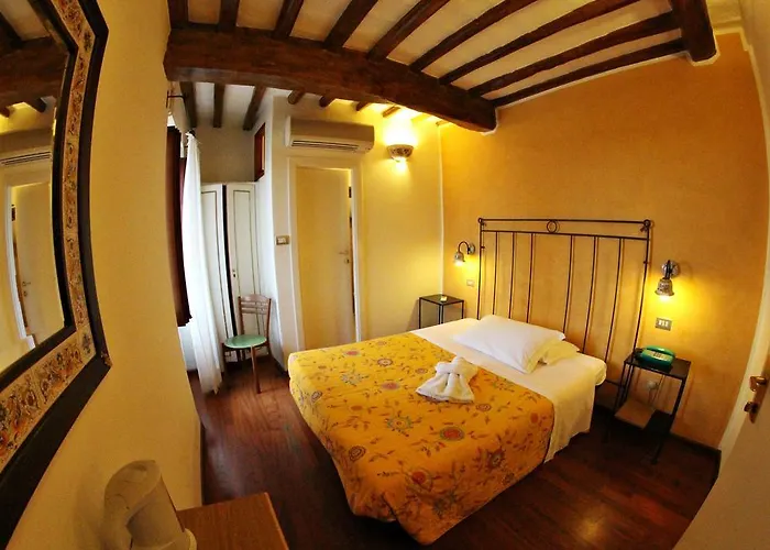 Hotel Primavera Mini