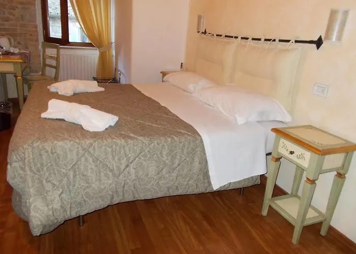 Primavera Mini Hotel 3*